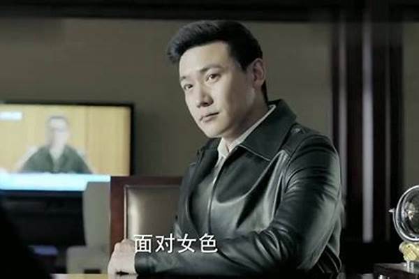 黑豹的爸爸按理说也应该有振金战衣啊,怎么